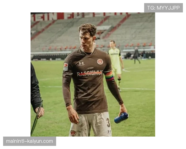 安藤智哉三中卫体系适配 圣保利日本后卫已坐稳主力位置